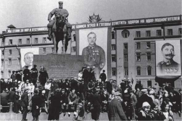 Заговор «красных маршалов». Тухачевский против Сталина